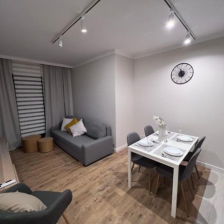 Podgorze Residence Krasków Dış mekan fotoğraf