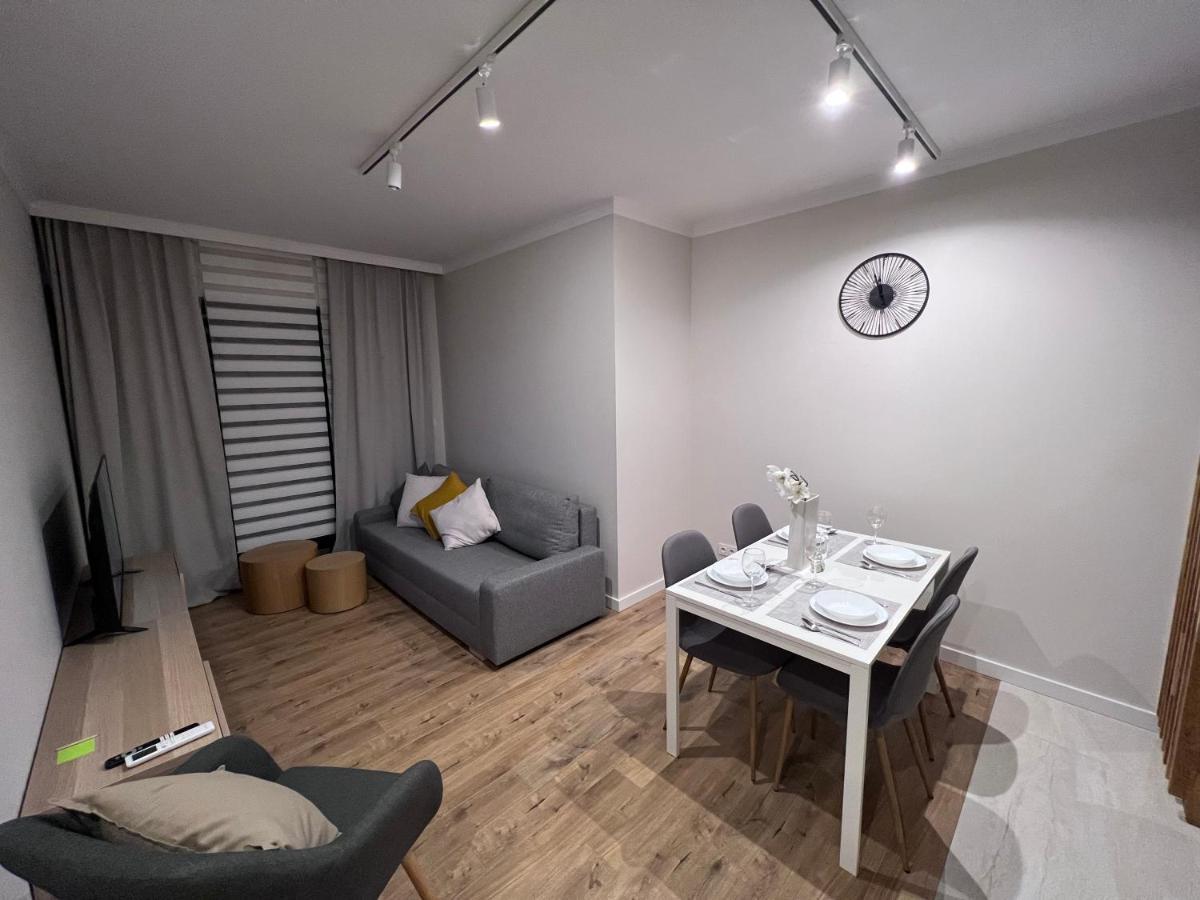 Podgorze Residence Krasków Dış mekan fotoğraf